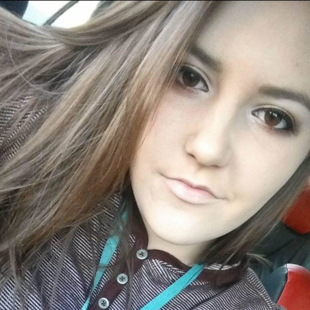 Meet your Posher, Olivia